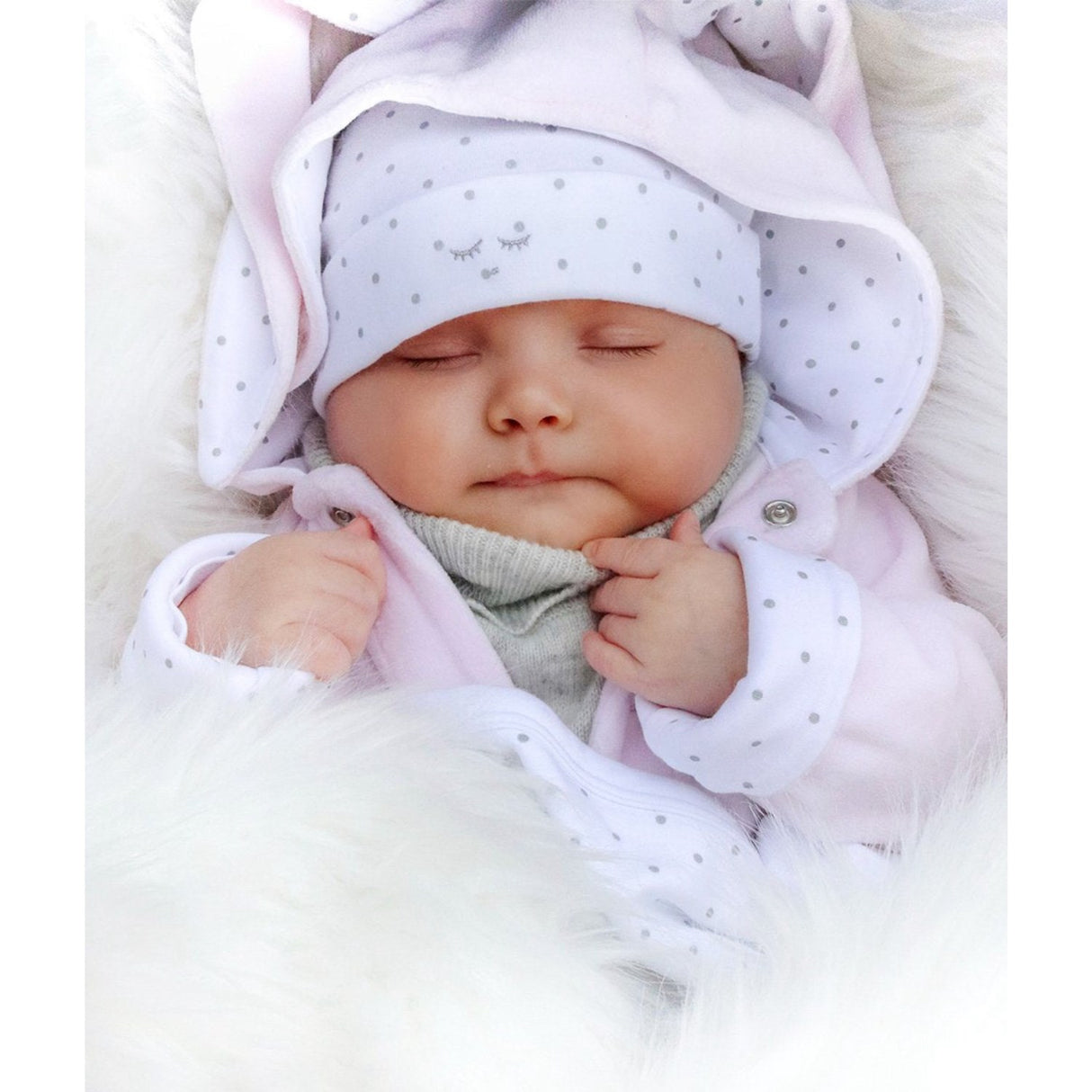 Livly White Saturday Tossie Lue