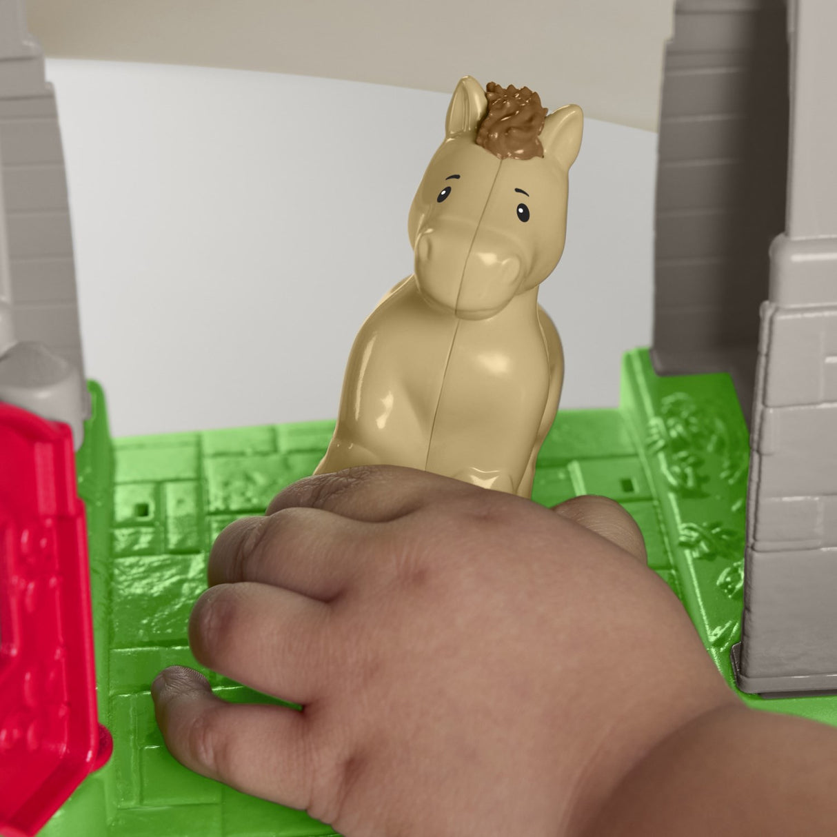 Fisher-Price® Little People Friendly Horse Stable