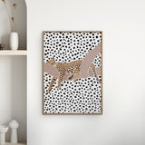 Poster & Frame Sarah Manovski - Leopard Sleeping Polkadots
