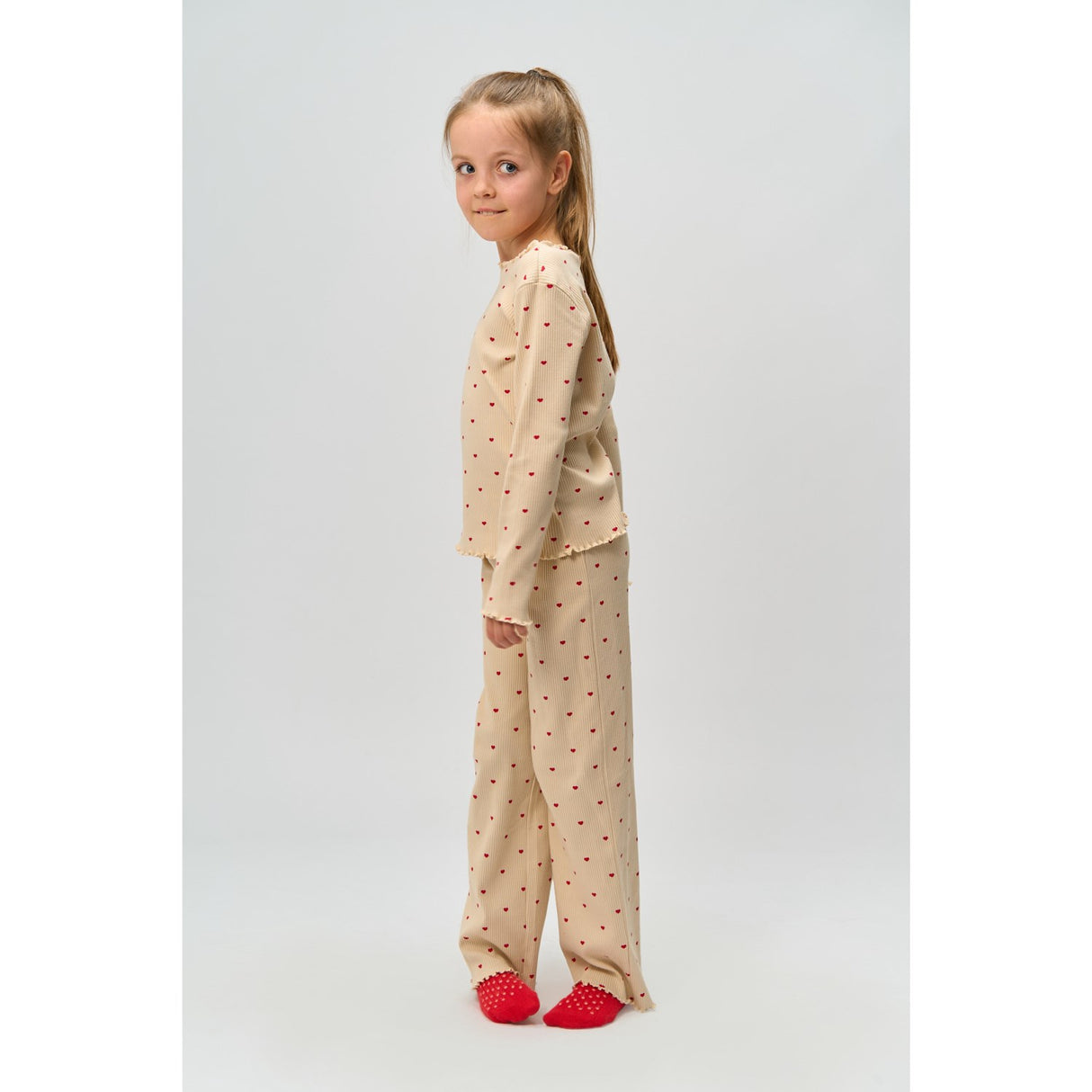 The New Gardenia AOP Holiday Heart Rib Night Sett