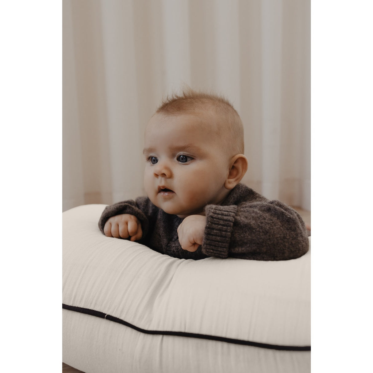 That's Mine X Élhée French Oak Collab Nursing Pute