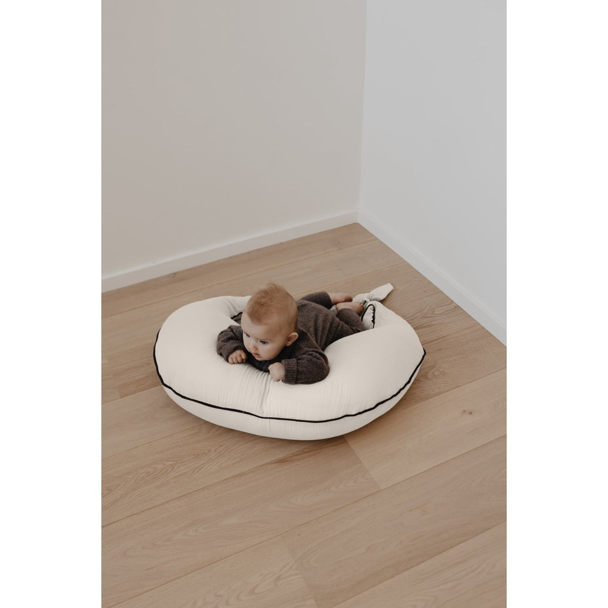 That's Mine X Élhée French Oak Collab Nursing Pute