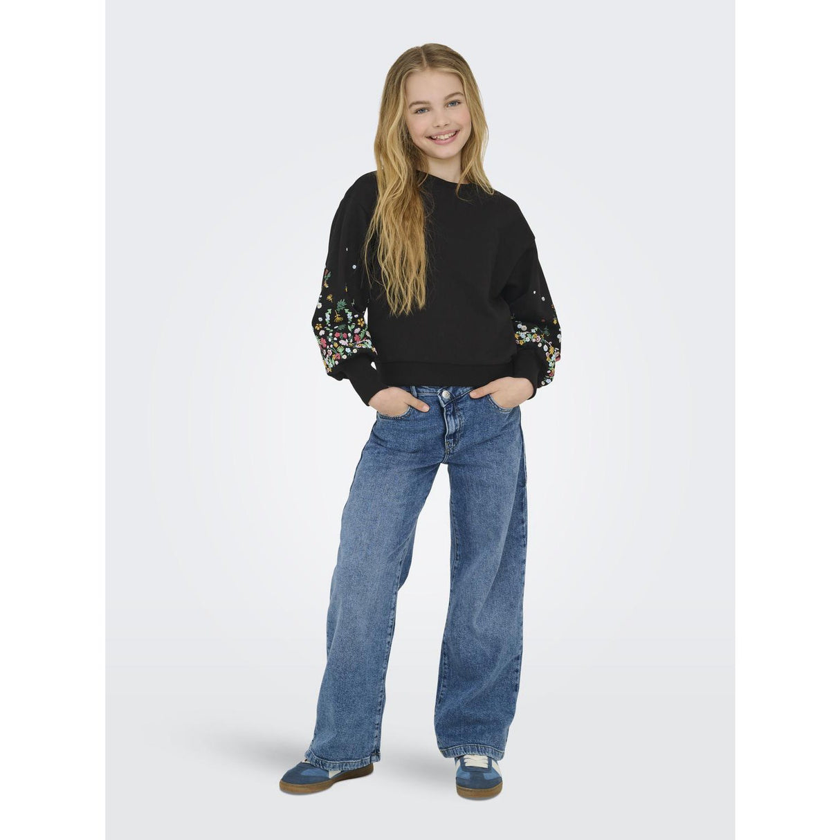 kids ONLY Black Sleeve Flower Kogbrooke L/S O-Neck Flower Swt Noos