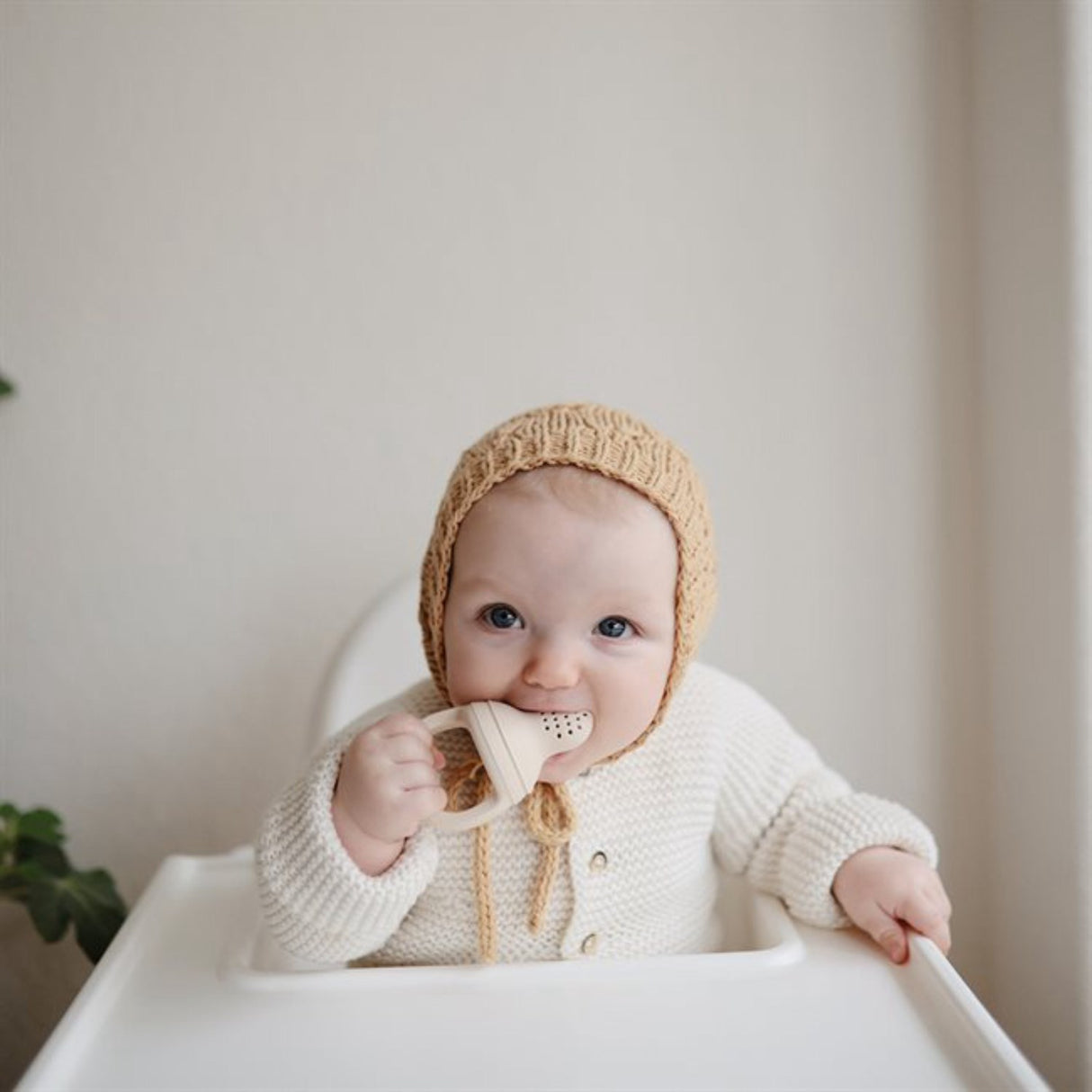 Mushie Shifting Sand Silikon Fresh Food Feeder 2-Pakning