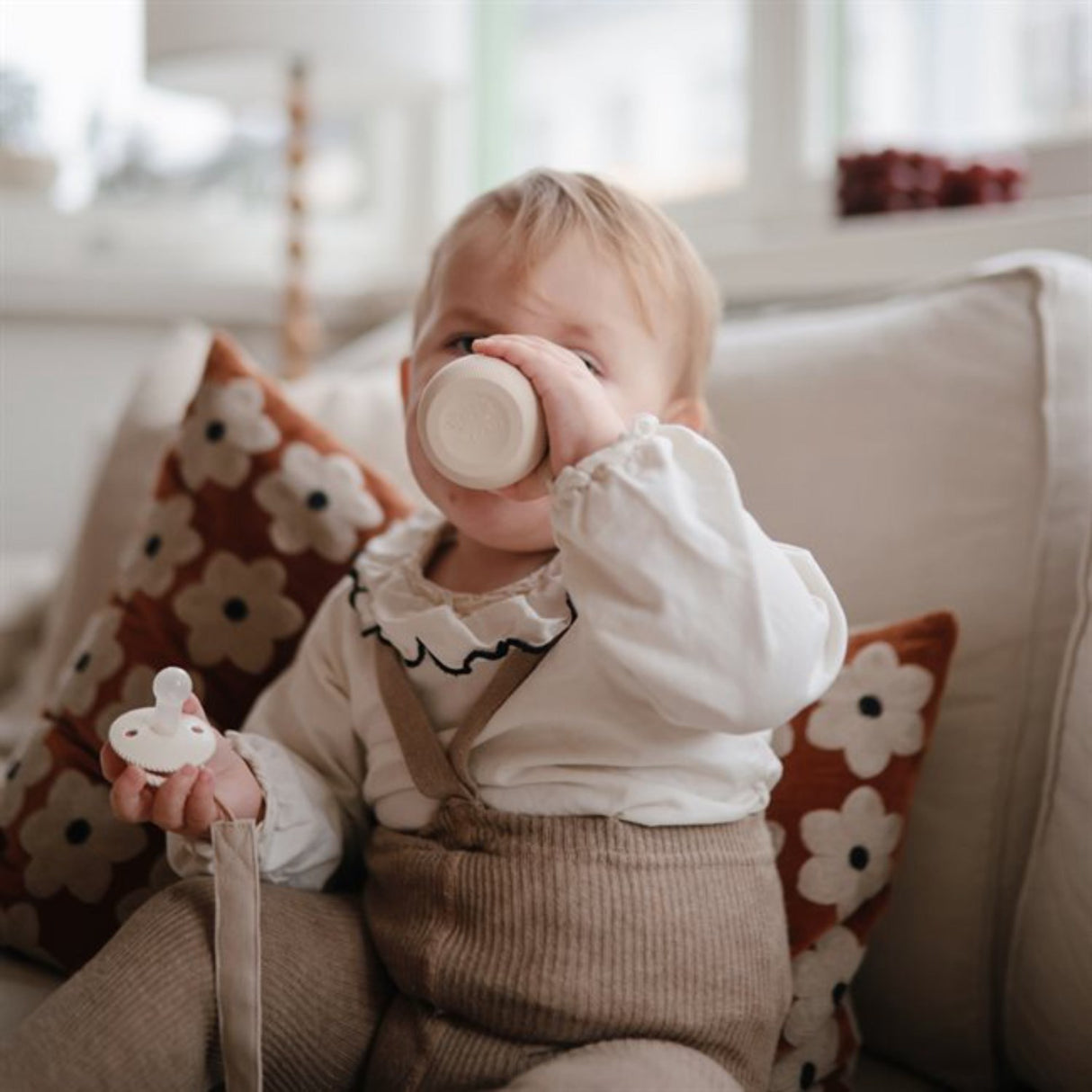 Mushie Shifting Sand Silikon Starter Kopp