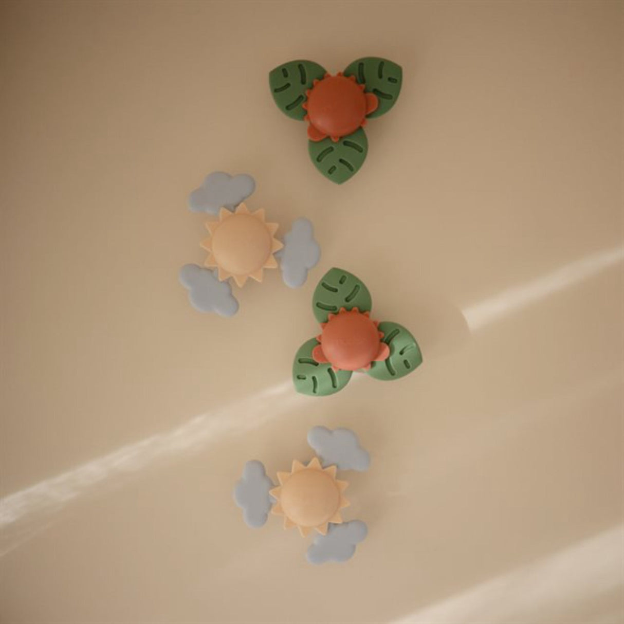 Mushie Sunshine Suction Spinner Leketøy