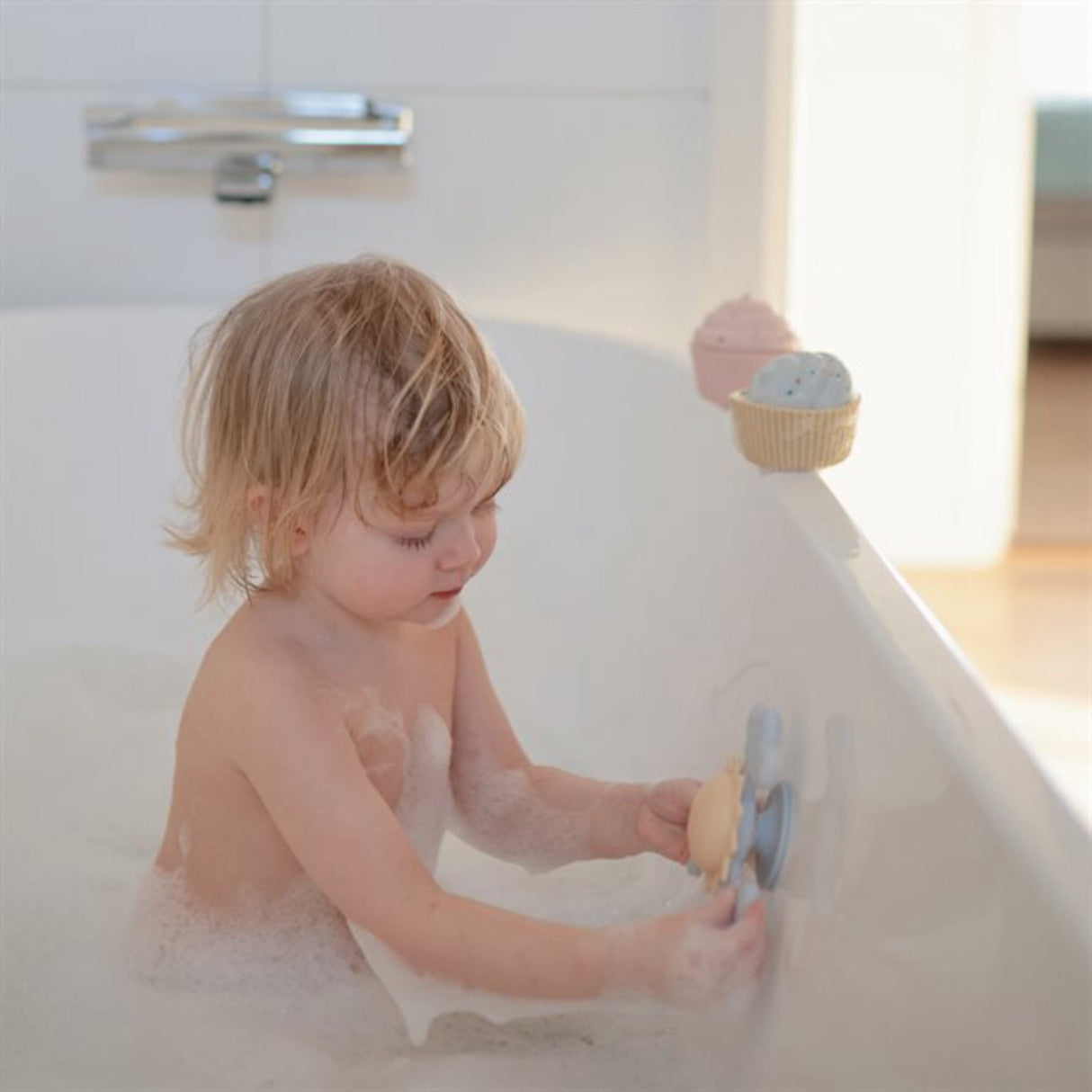 Mushie Dino Suction Spinner Leketøy