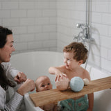 Mushie Blush ​​Nesting Spheres Sensory Leketøy