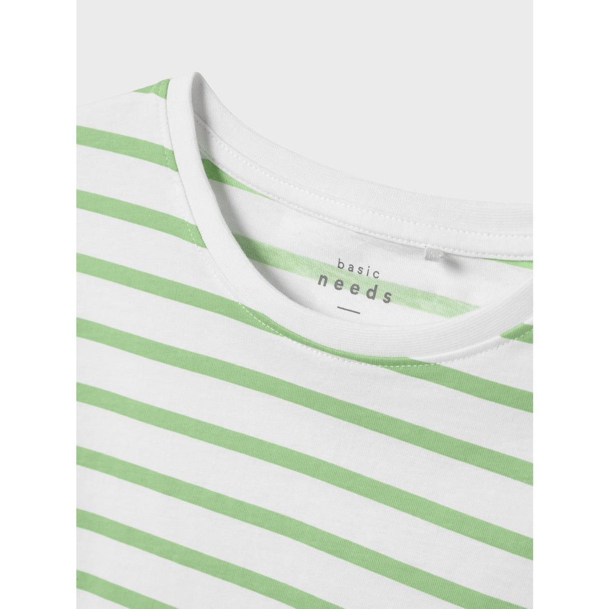 Name It Bright White Arcdian Green Nkfvitanni Ss Kort Rlx Topp