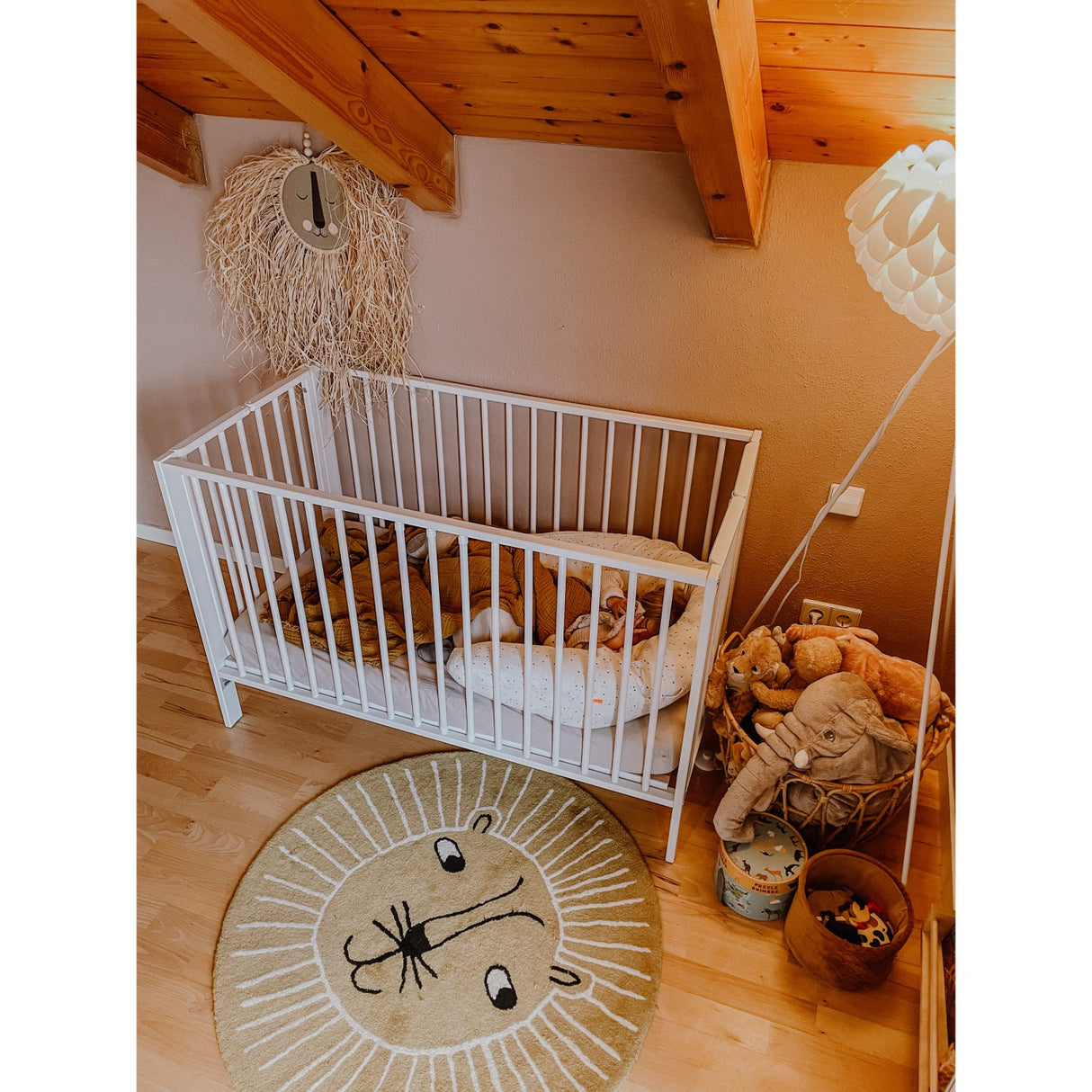 tiSsi® White Laquer Jori Sammenklappelig Seng Massiv Bøk