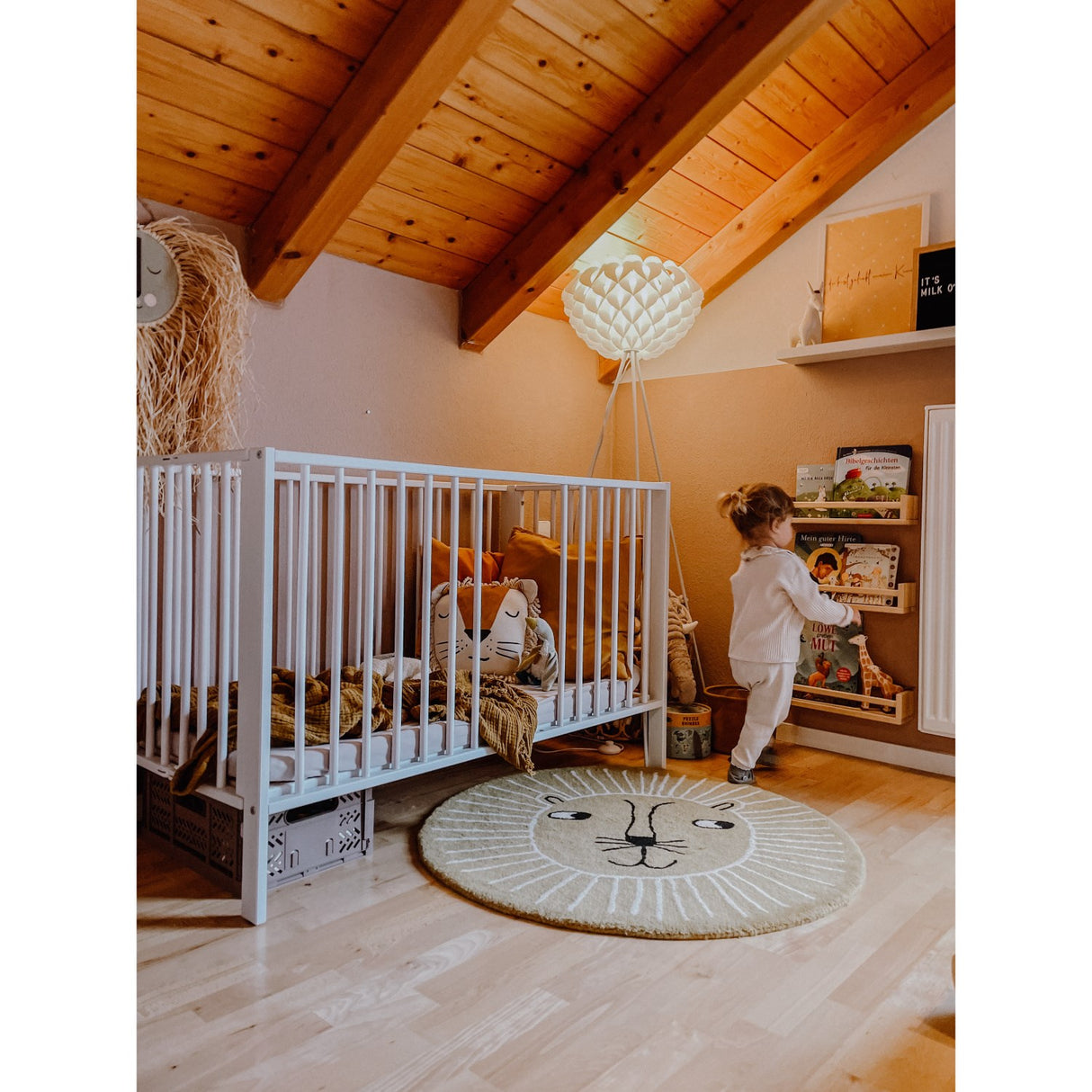 tiSsi® White Laquer Jori Sammenklappelig Seng Massiv Bøk