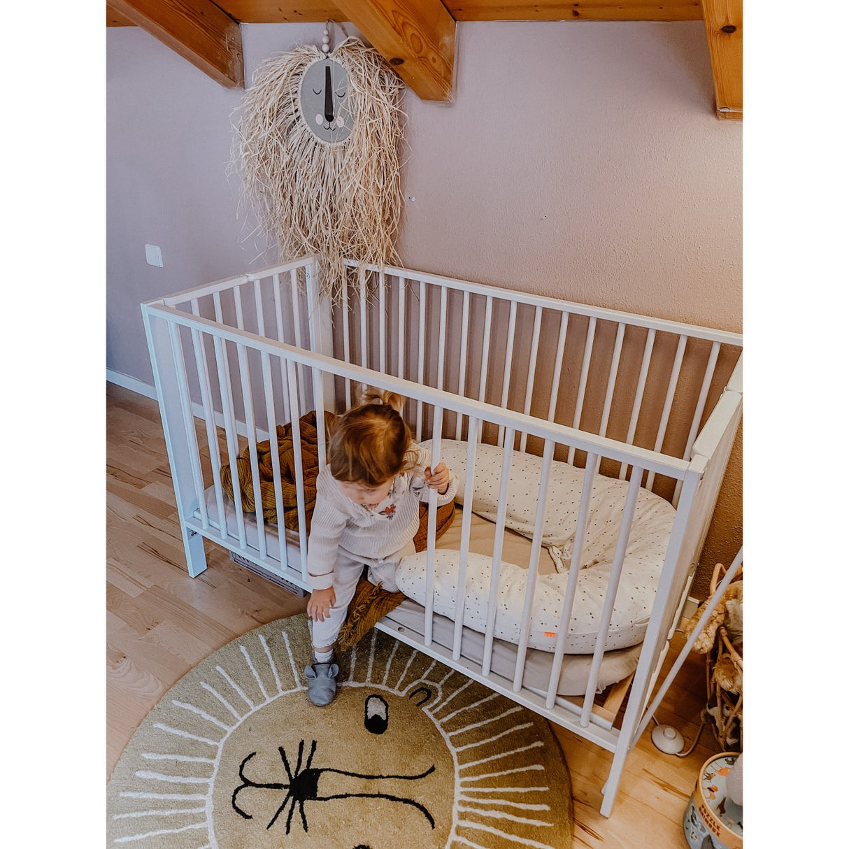 tiSsi® White Laquer Jori Sammenklappelig Seng Massiv Bøk