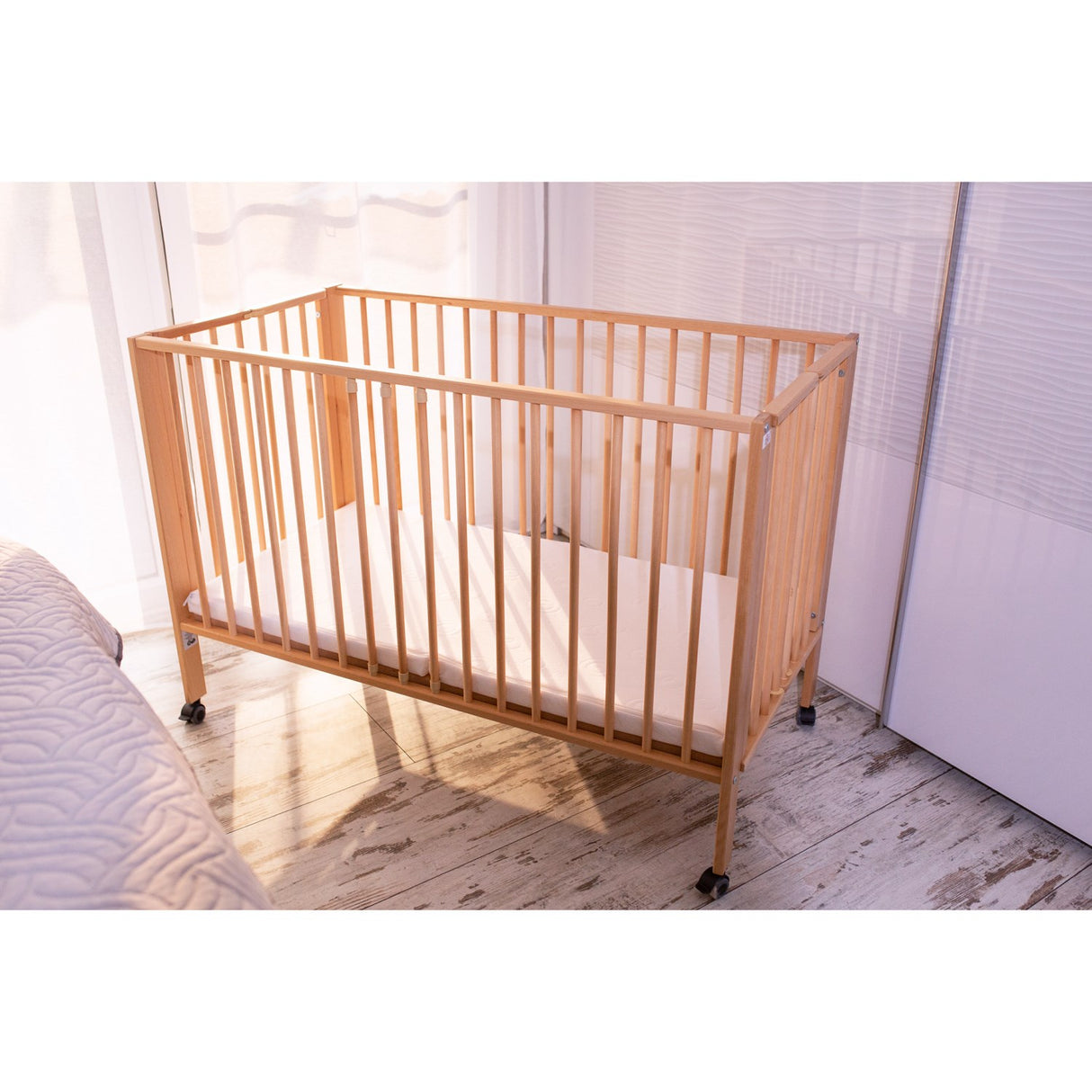 tiSsi® Nature Jori Sammenklappelig Seng Massiv Bøk