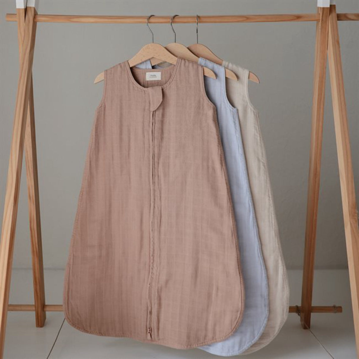 Mushie Fog Muslin Sleep Veske