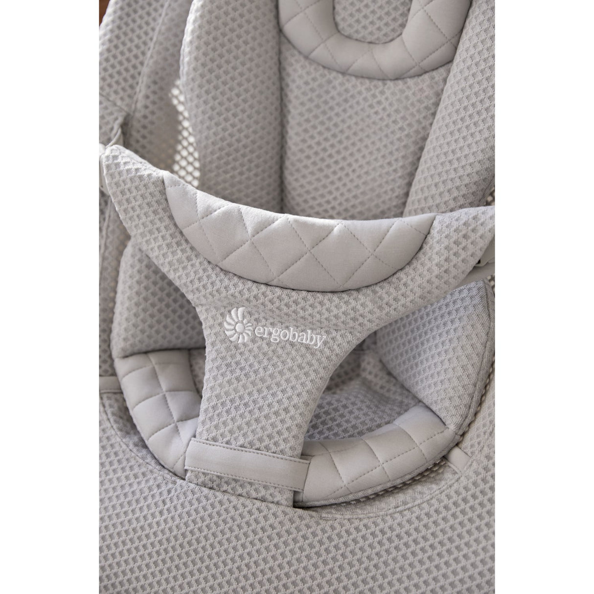 Ergobaby Light Grey Evolve Bouncer Mesh