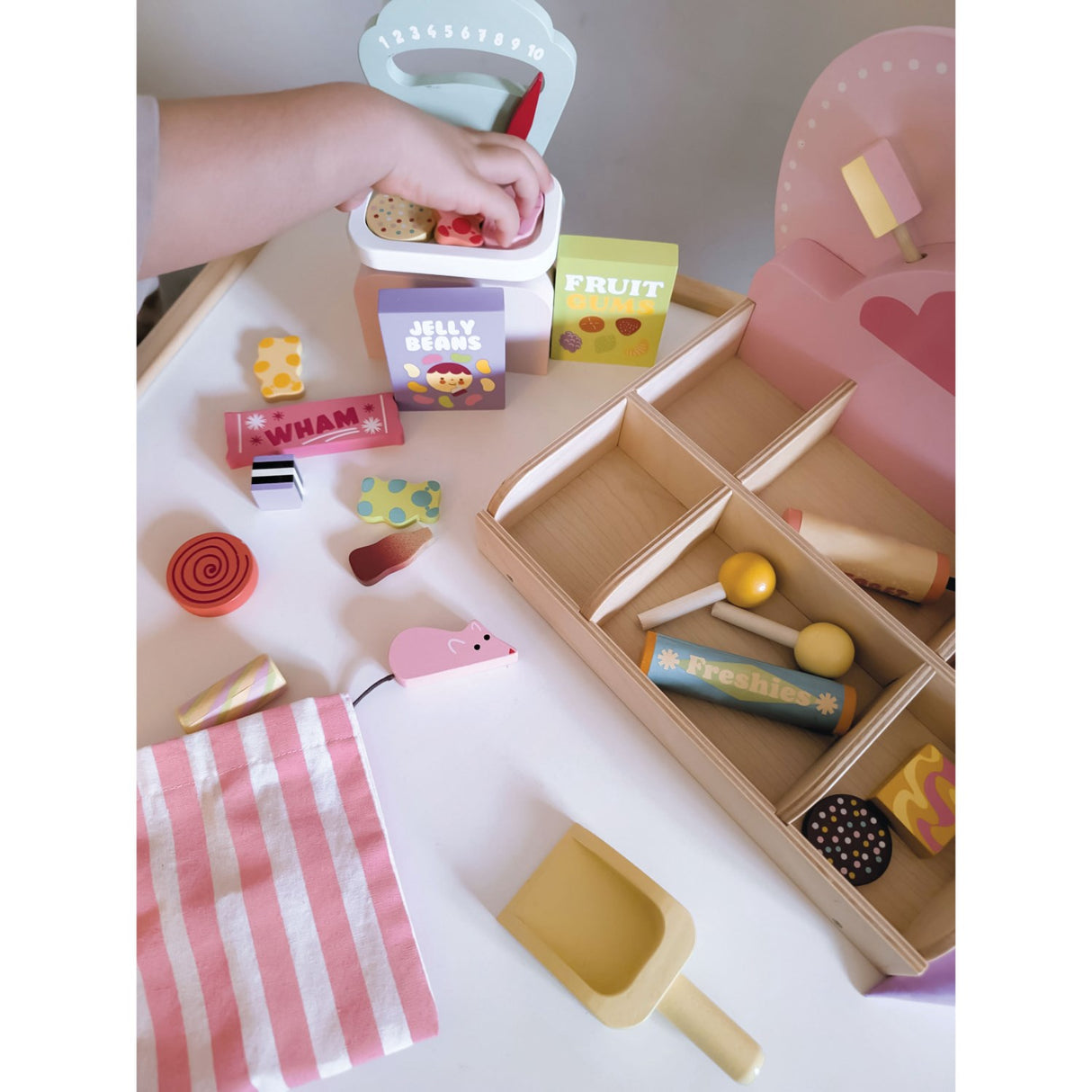 Tender Leaf Candy Shop