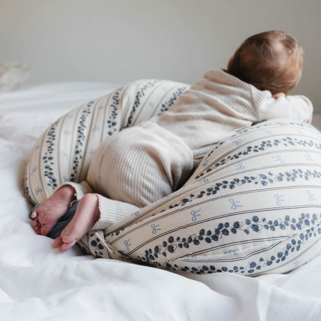 That's Mine Sateen - Bell Flower Moon Nursing Pute