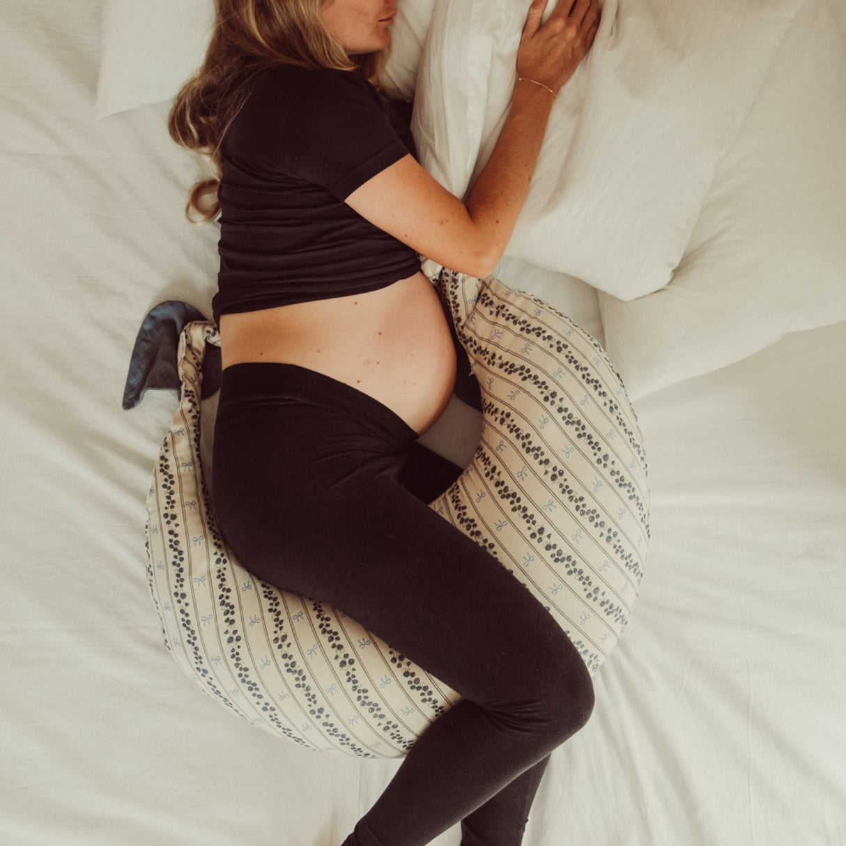 That's Mine Sateen - Bell Flower Moon Nursing Pute