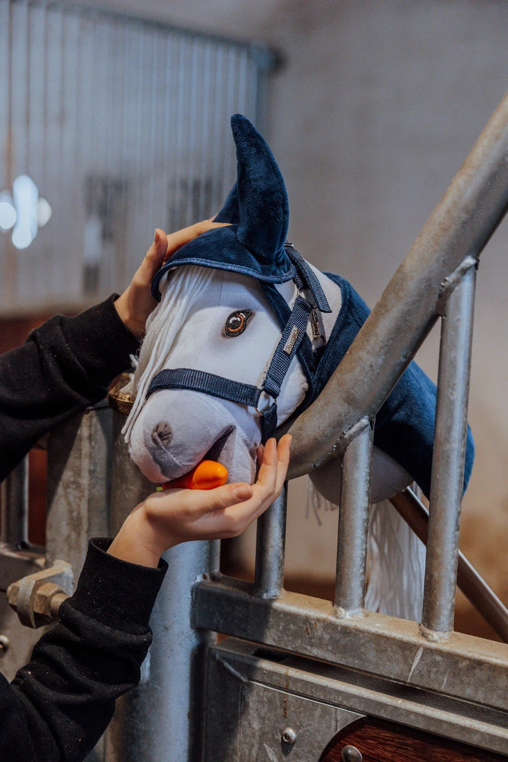 av Astrup Kjepphest, Sigrid, Hvit