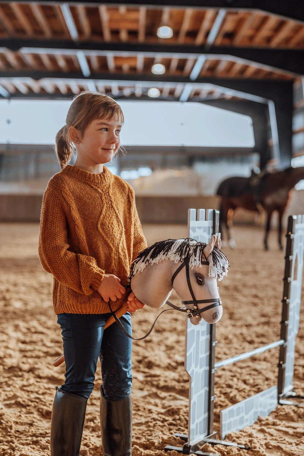 av Astrup Kjepphest, Luna, Grå, Kort Mane