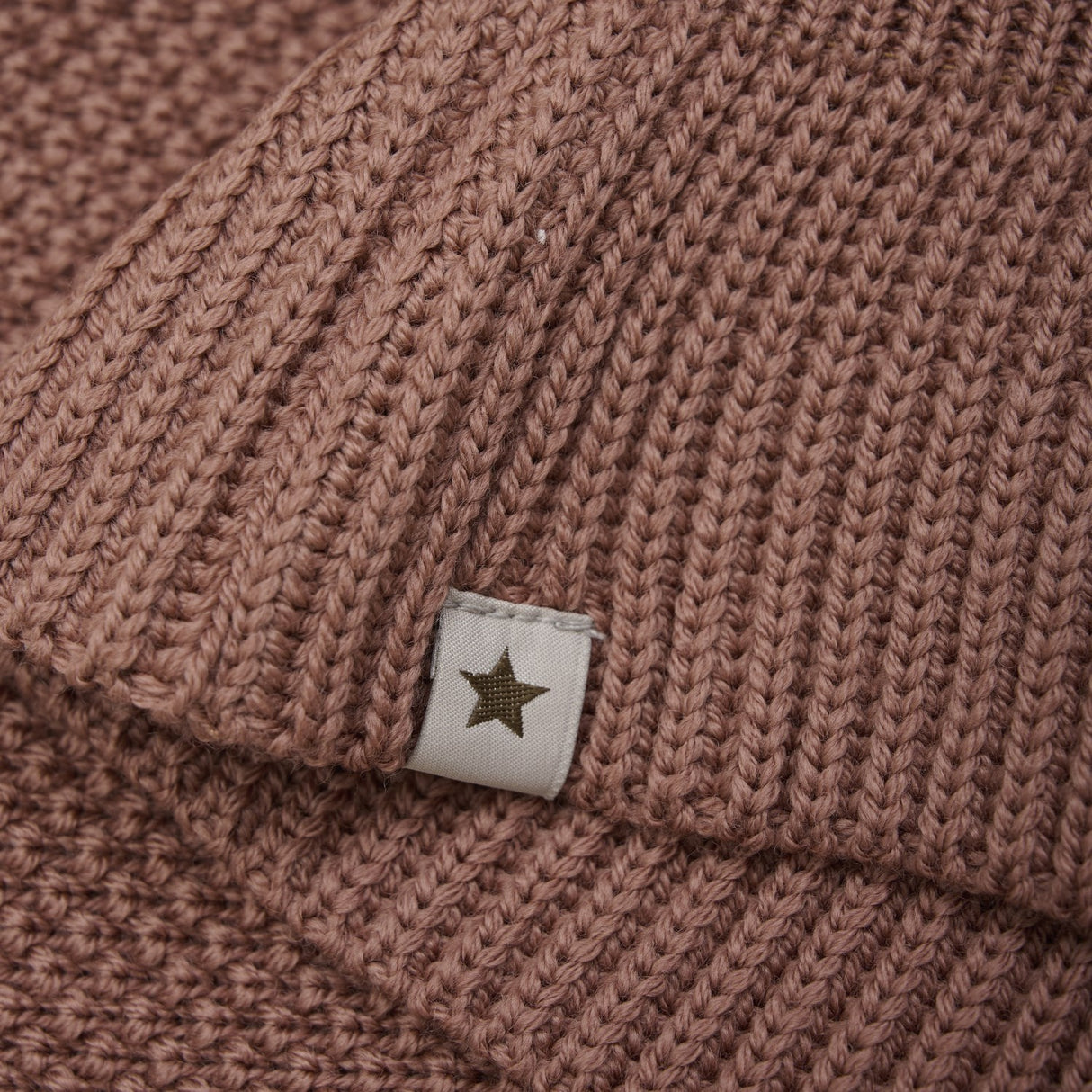 Huttelihut Burlwood Elefantlue Ull Strikk Windstop