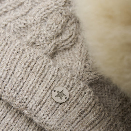 Huttelihut Camel Melange Lue Ull Strikk Alpaca Pompom