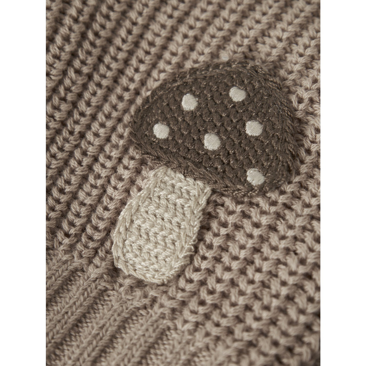 Lil'Atelier Oxford Tan Nbmemlen Lak Ls Strikk Card Lil