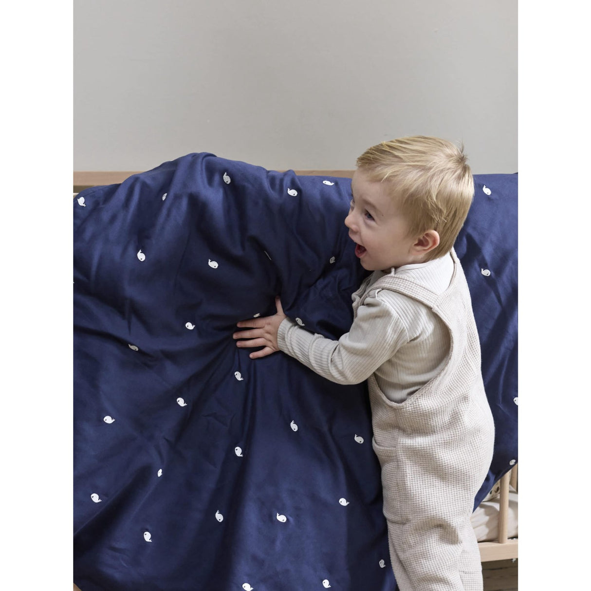 FILIBABBA Midnight Seng Lin Gots - Embroidered Christian The Whale