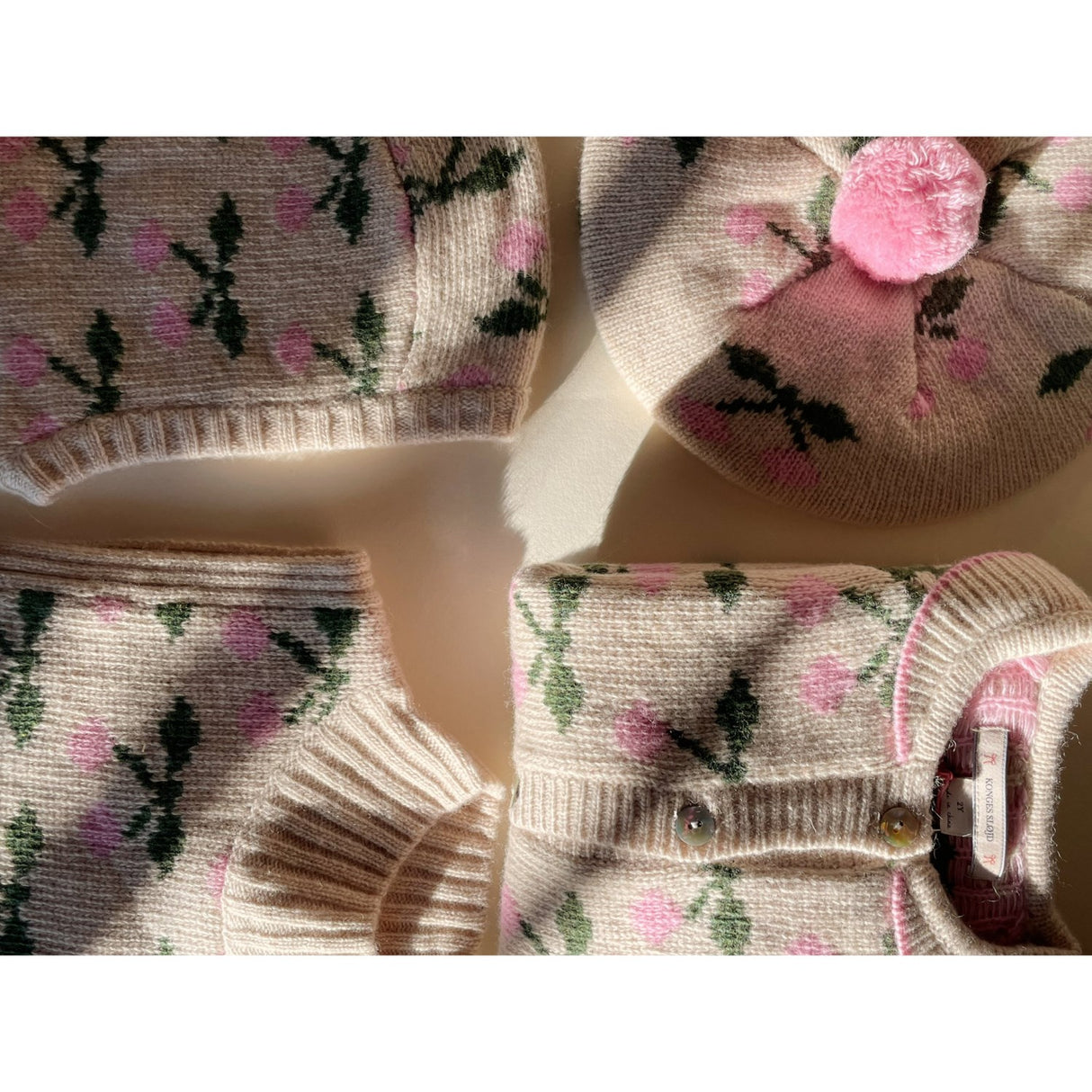 Konges Sløjd Cherry Belou Nakkevarmer