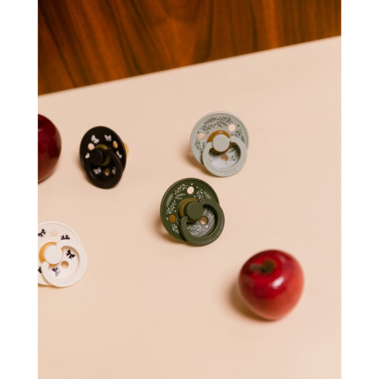 Bibs Sage/Hunter Green Smokk Colour Holiday Leaf 2-Pakning Latex