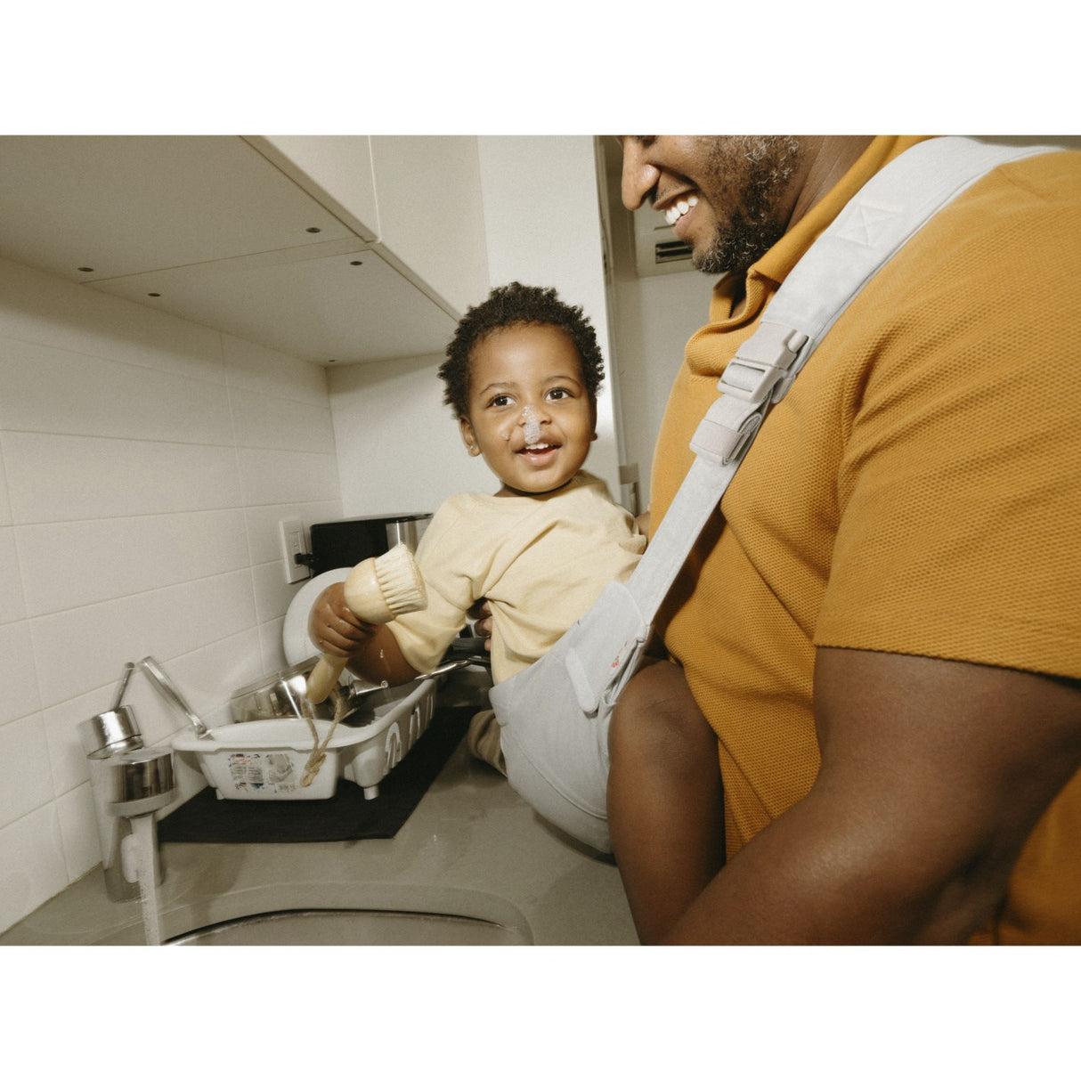 Ergobaby Pearl Grey Upsie Sling Carrier