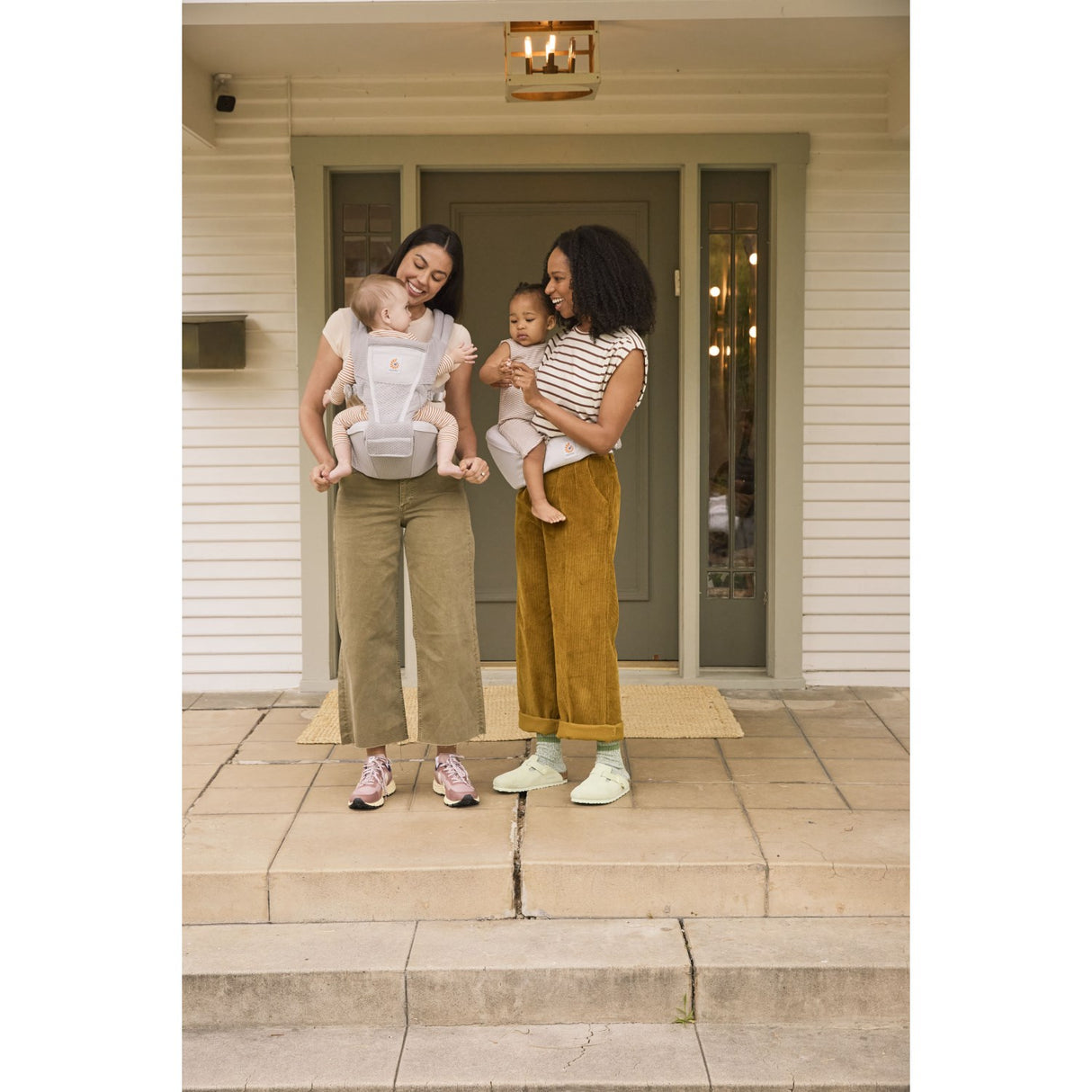 Ergobaby Pearl Grey Bæresele Hip Sete