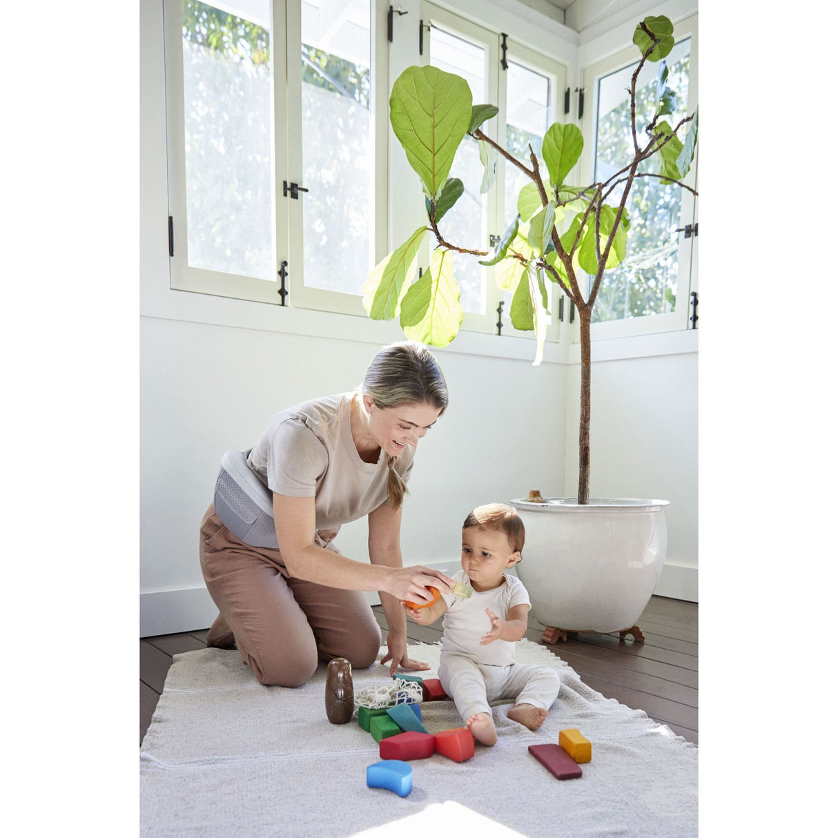 Ergobaby Pearl Grey Bæresele Hip Sete