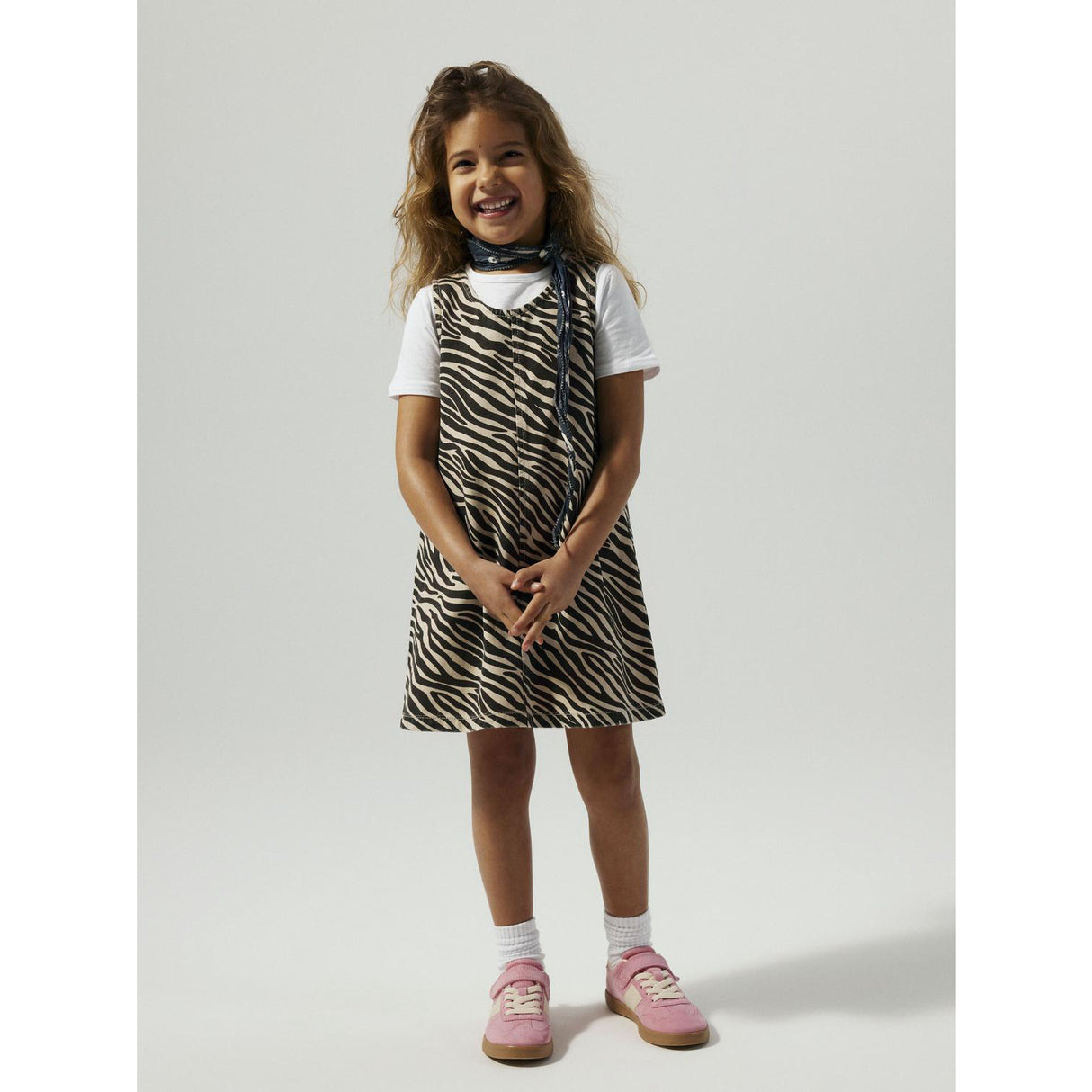 Name It Cement Black Zebra Zebra Twill Spencer Kjole