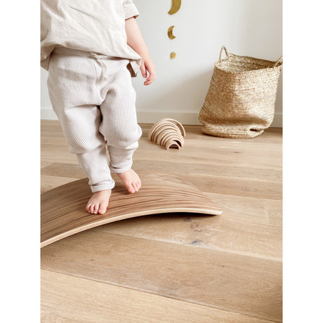 Curve Lab Walnut/Valnød Little Arc Small Balance Board