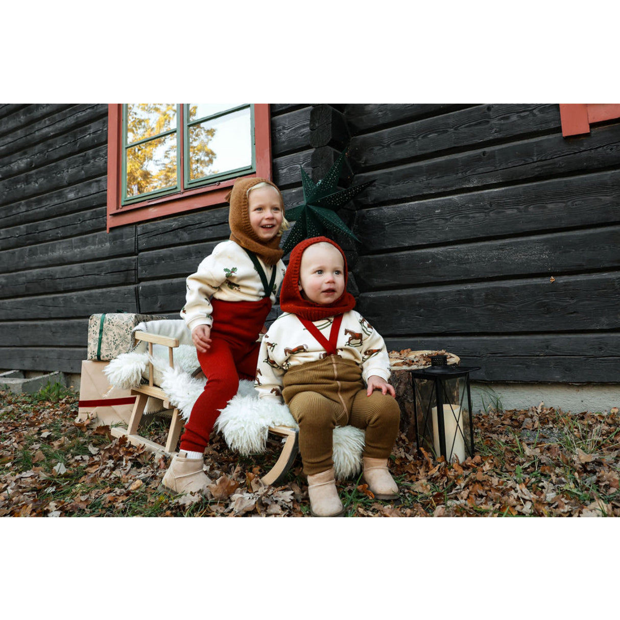 Silly Silas Maple Leaf With Dark Forest Green Footless Strømpebukser Christmas Edition