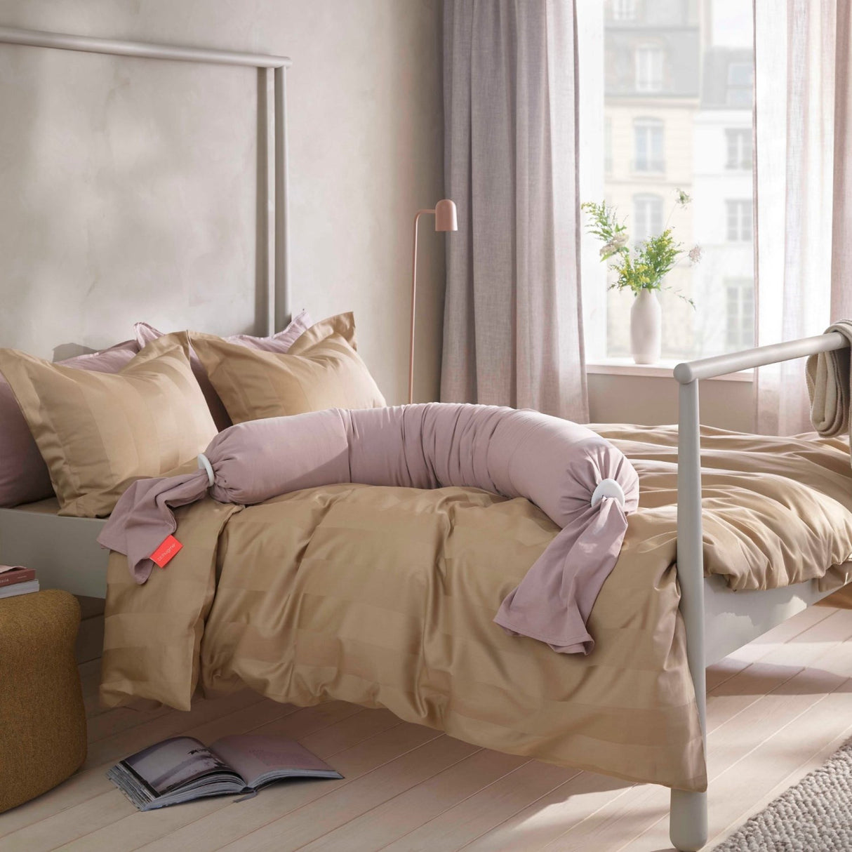 bbhugme Pink/Vanilla Pregnancy Pute