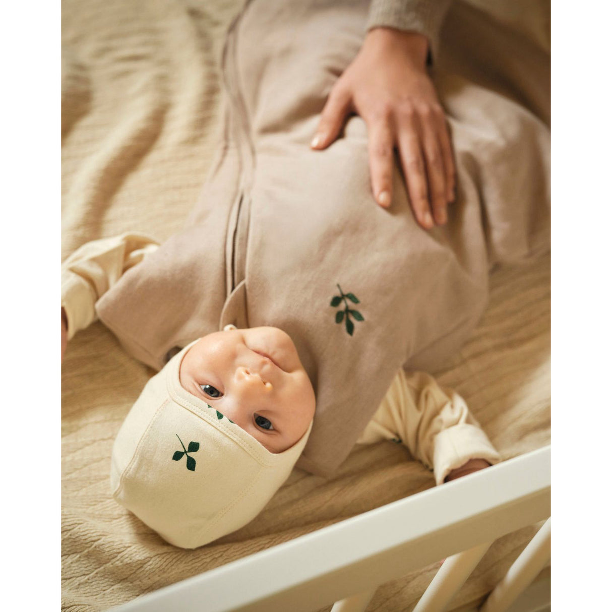 Moonboon Earth Sovepose