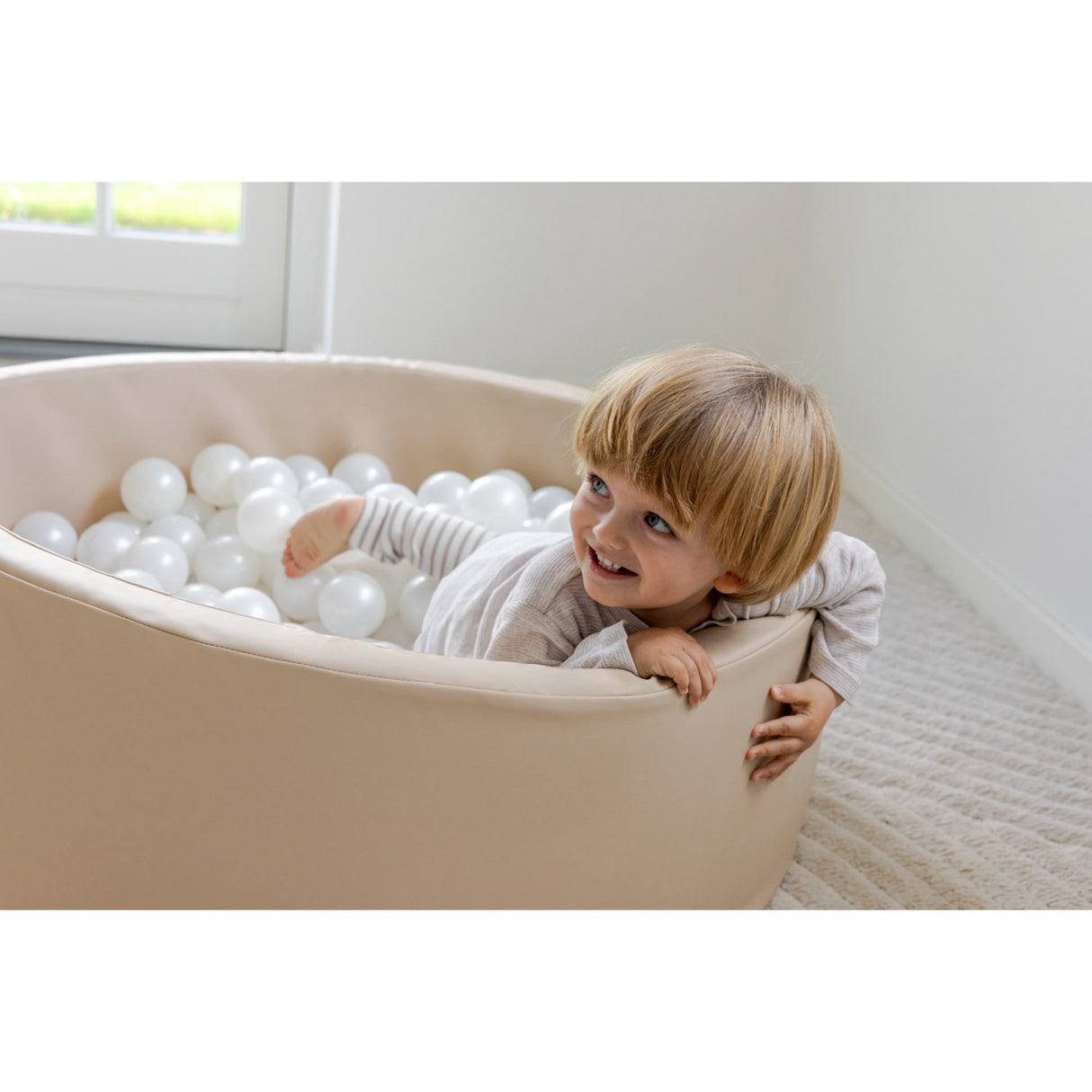 Tumble Time Taupe Ball Pool i Vegan PU ø90cm 150 stk. Baller