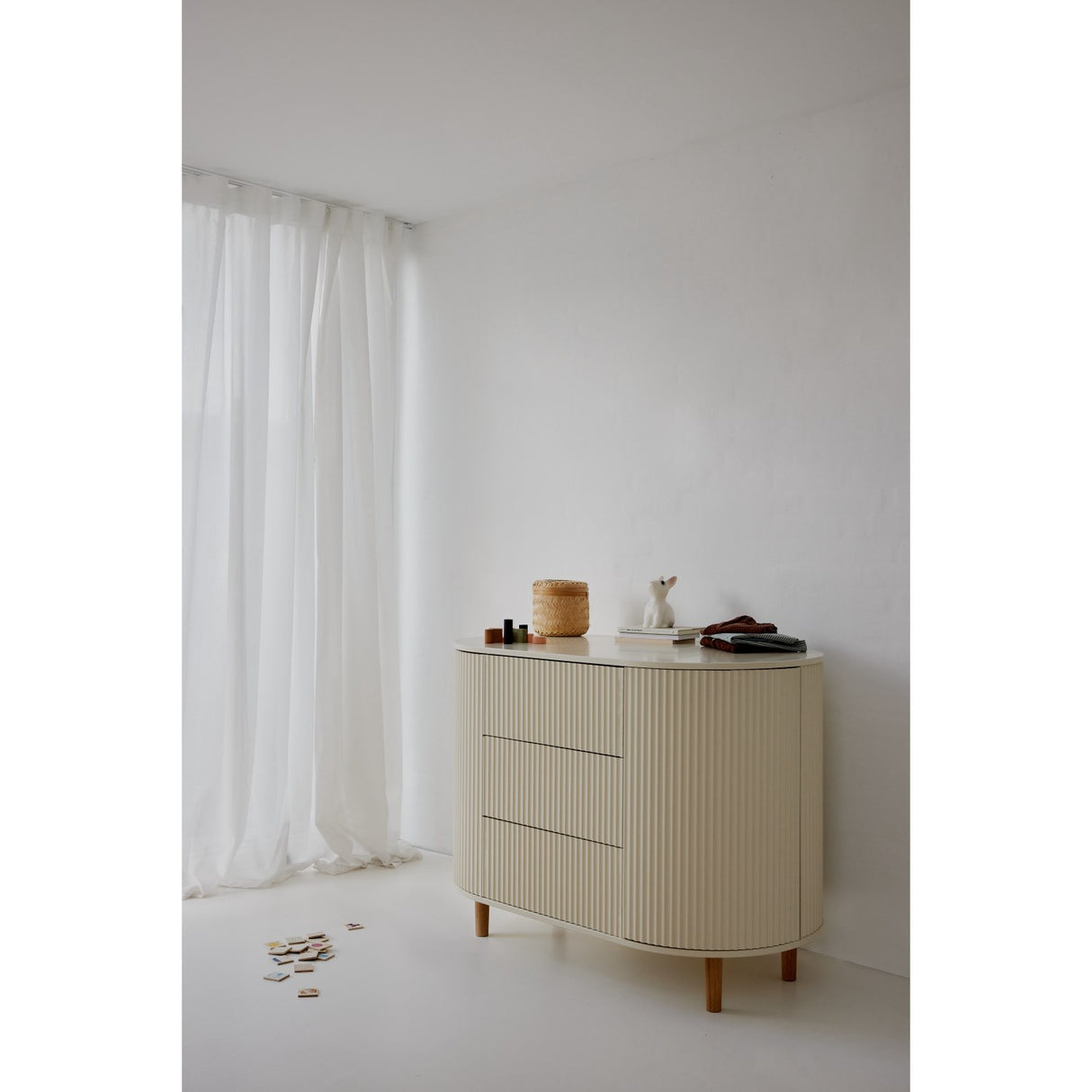 KAS Kopenhagen Cream Oak Kai Dresser