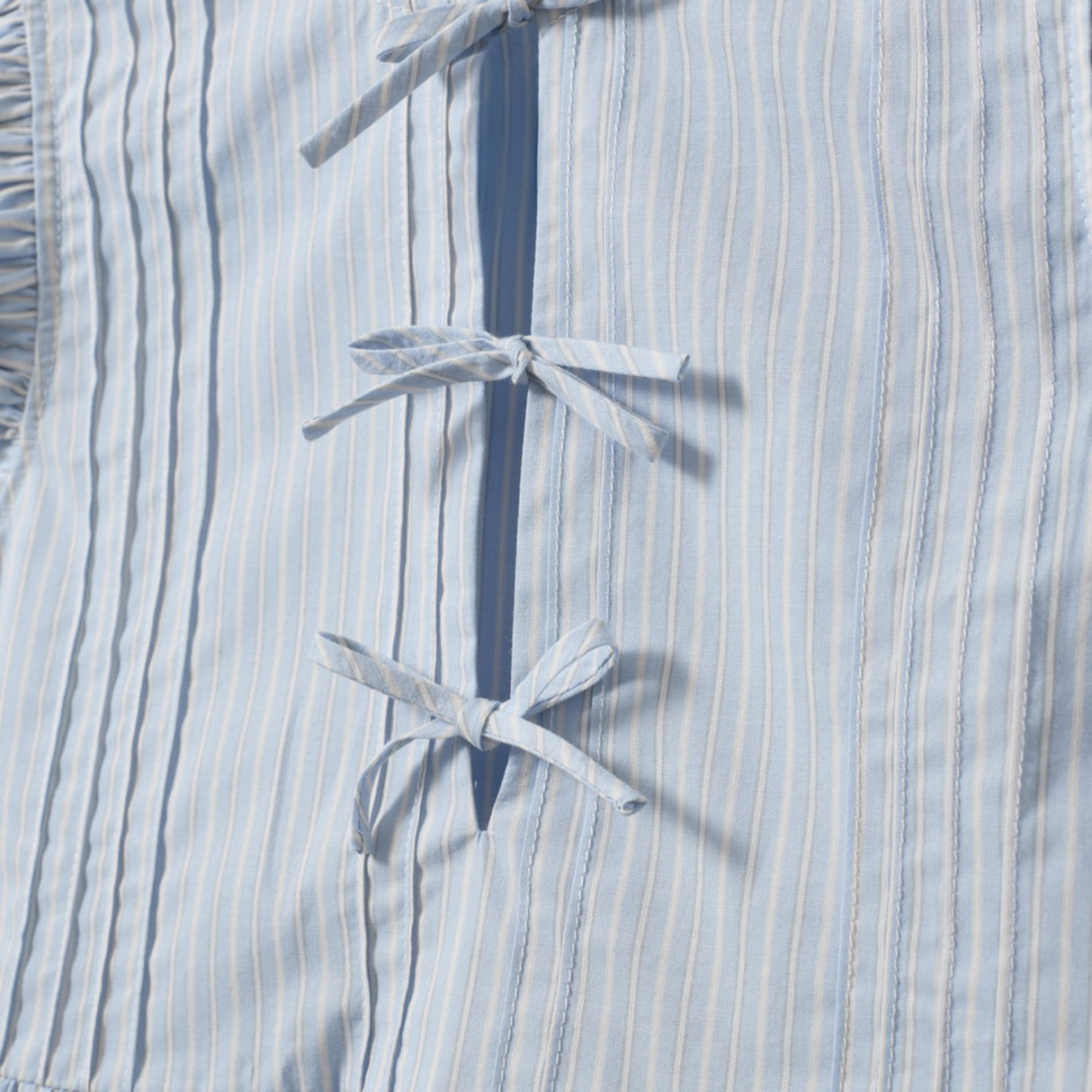 Sofie Schnoor Light Blue Striped Juliettesy Topp