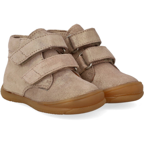 Angulus Den Første Sko