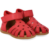 Angulus Den Første Sandal Med Udstanset Hjertemønster