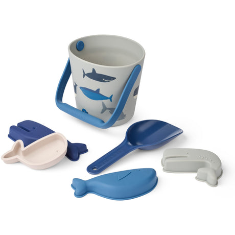 LIEWOOD Shark / Dove Blue Gilma Shark Strand Sett