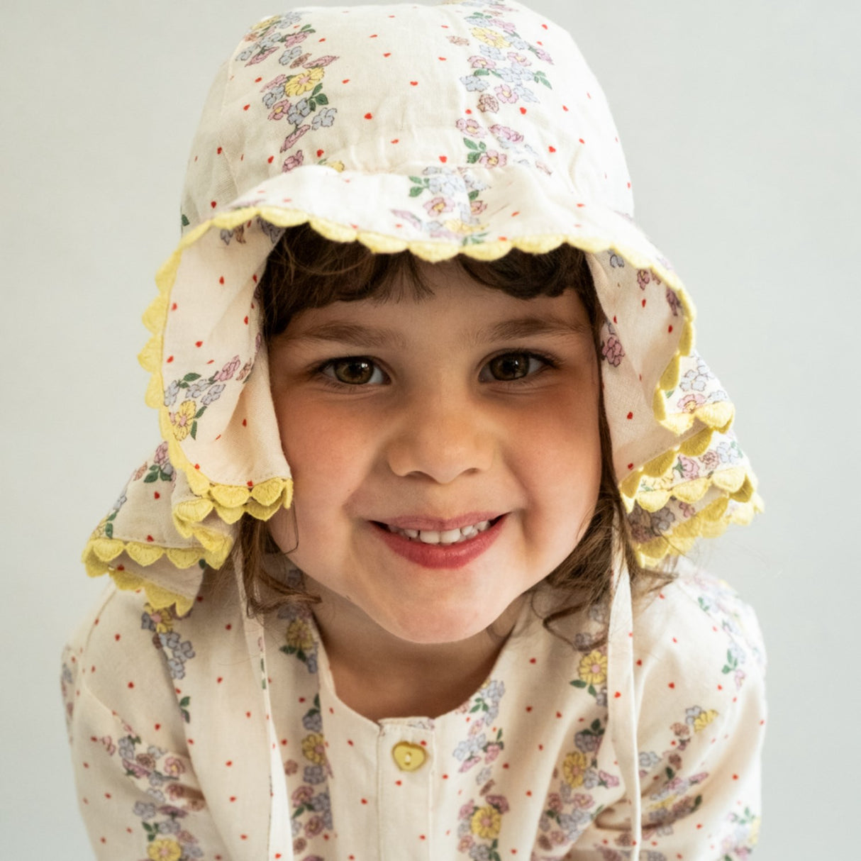 That's Mine Shell Fleur Hilda Lue