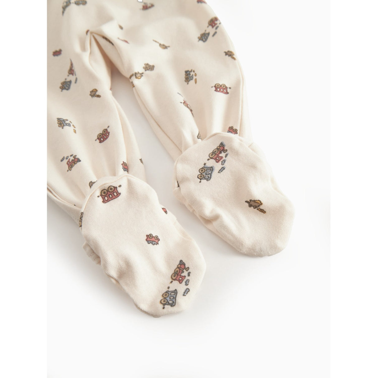 MarMar Newborn Modal Smooth Print Trains Rubello Heldrakt