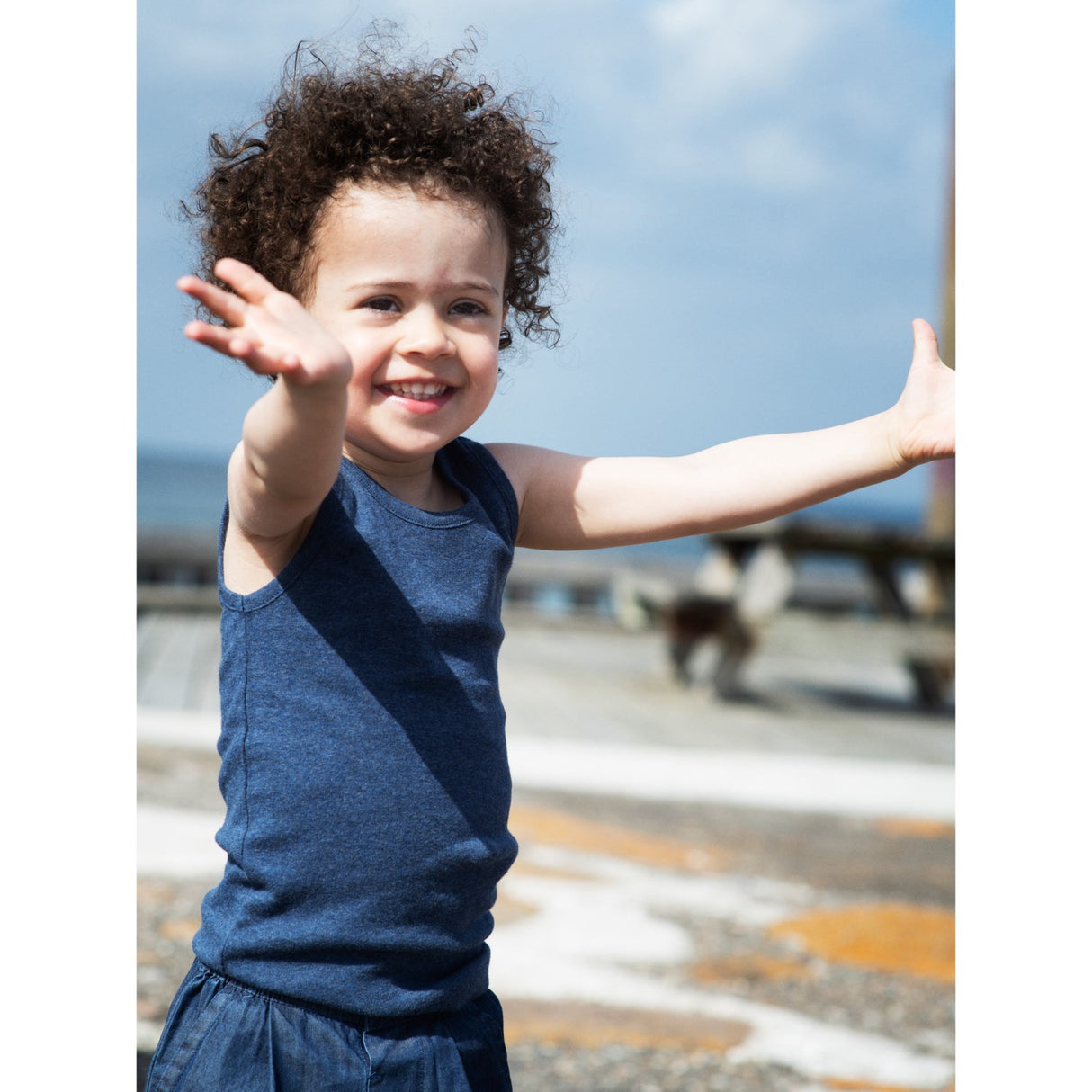 Serendipity Navy Tank Topp
