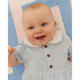 COPENHAGEN COLORS Sky Blue W Cream Stripe Seersucker Romper W. Halsbånd