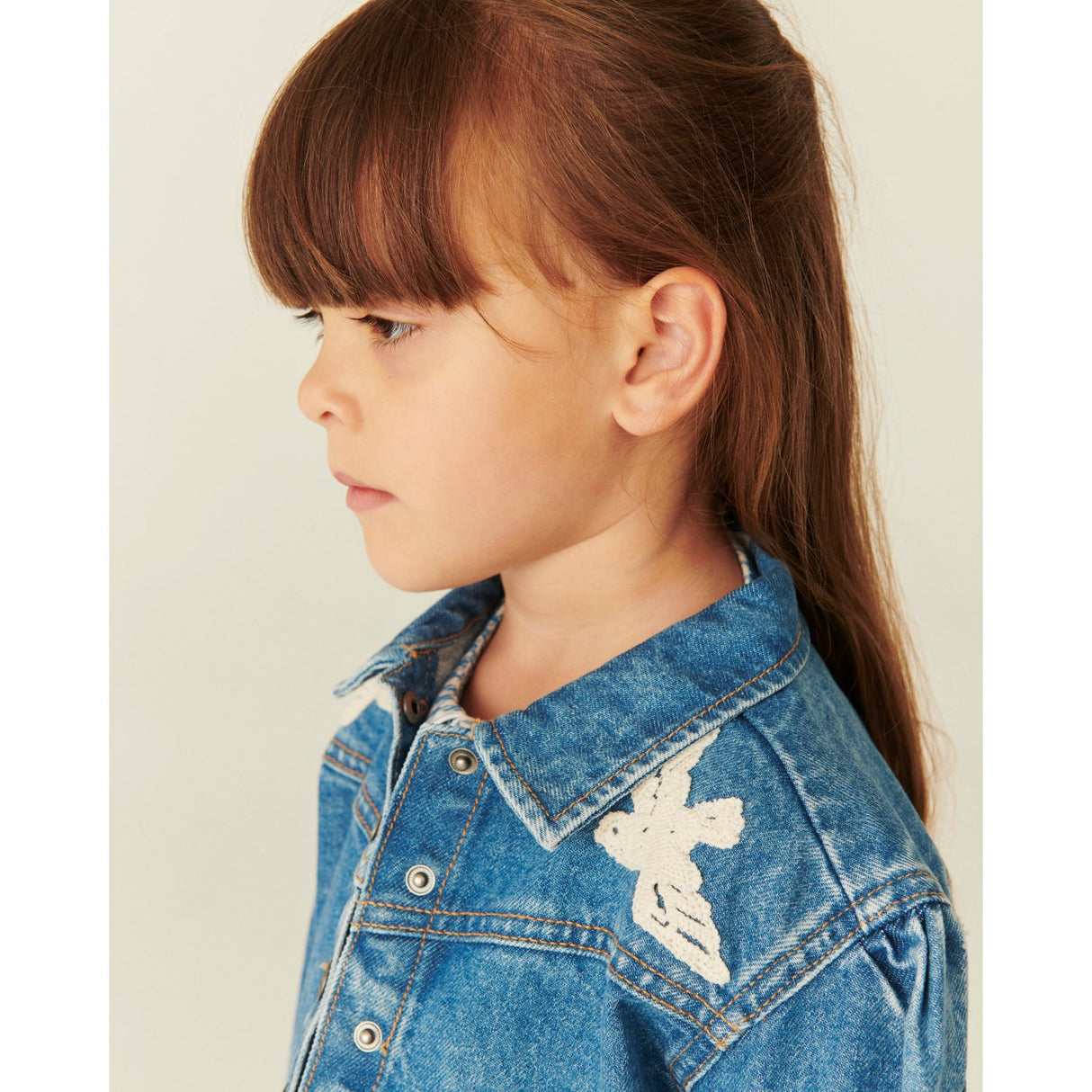 COPENHAGEN COLORS Indigo Blue Washed Denim Frill Jakke W. Crochet Doves