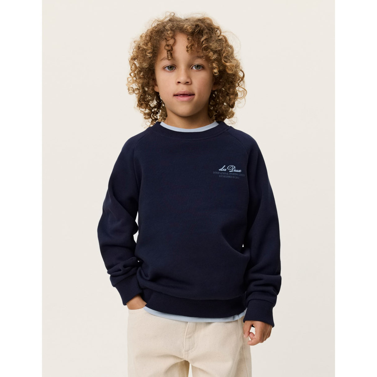 Les Deux Kids Dark Navy Globe Collegegenser